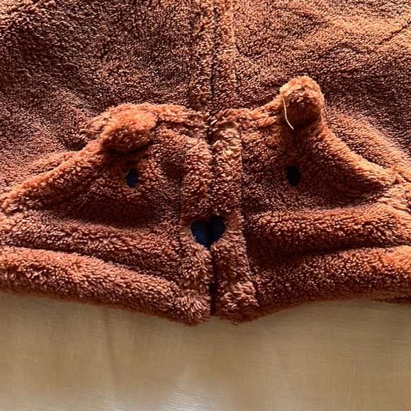 Brown fuzzy baby jacket - Picture 2 of 4